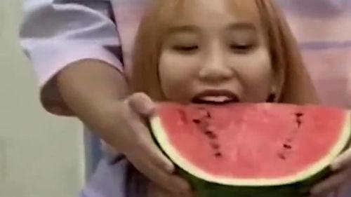 吃瓜看情侣,揭秘情侣们的甜蜜日常