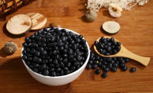 吃瓜黑豆,营养与美味的双重享受